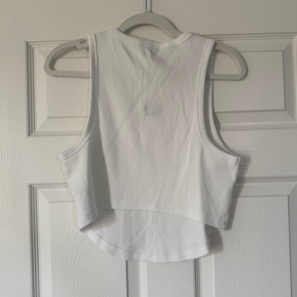 Old Navy White Tank Top with Green Floral Embroidery - Picture 4 of 4
